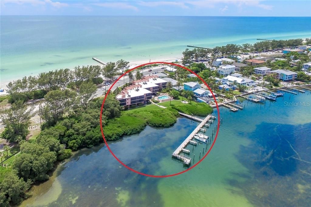 Recently Sold: $598,200 (3 beds, 2 baths, 1225 Square Feet)