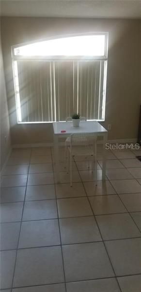 Recently Rented: $650 (0 beds, 1 baths, 560 Square Feet)