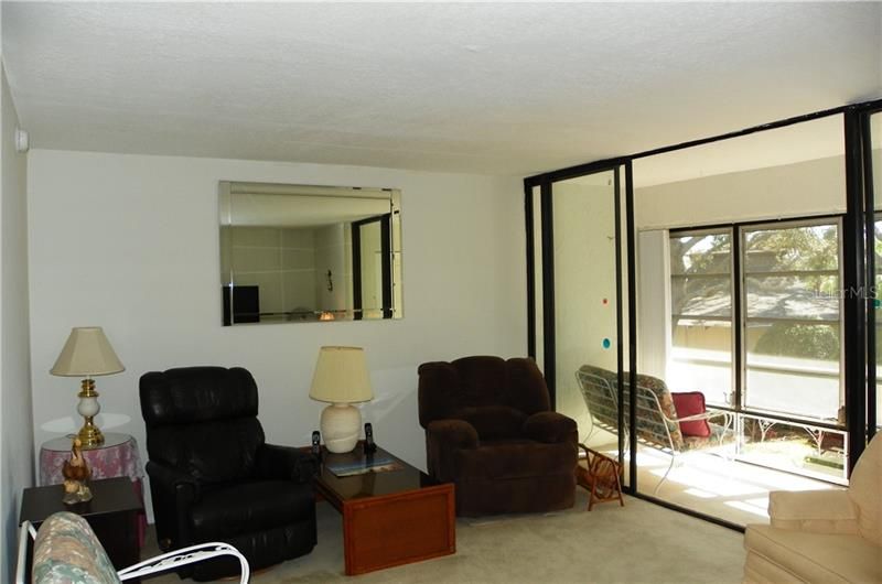 Recently Sold: $81,000 (1 beds, 1 baths, 675 Square Feet)