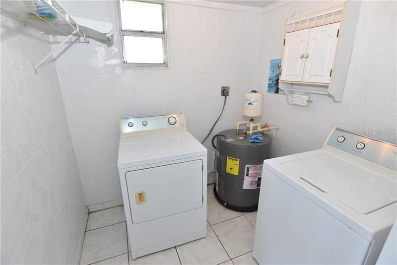 Vendido Recientemente: $169,000 (2 camas, 2 baños, 1392 Pies cuadrados)