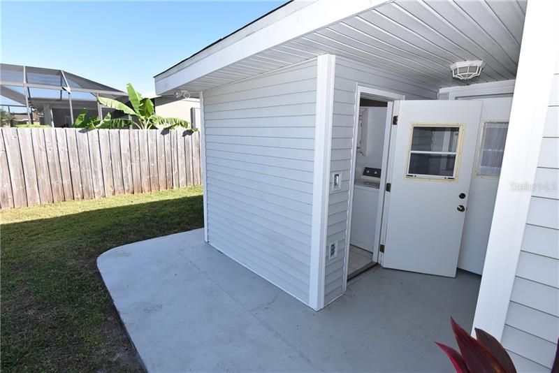 Recently Sold: $169,000 (2 beds, 2 baths, 1392 Square Feet)