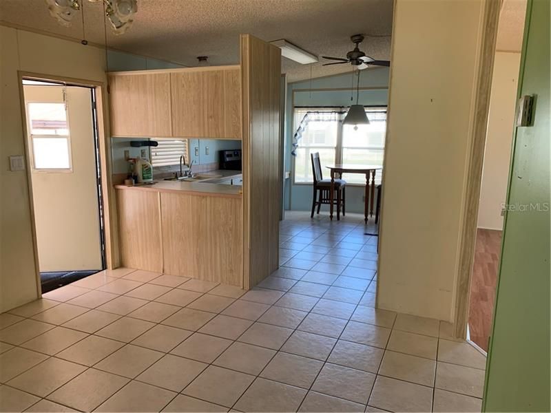 Recently Sold: $69,000 (2 beds, 2 baths, 1000 Square Feet)