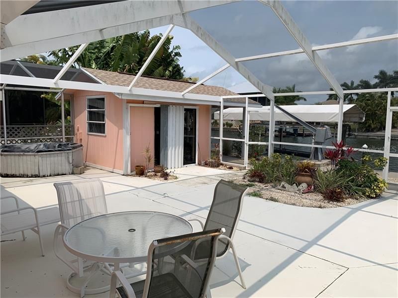 Recently Sold: $340,000 (2 beds, 2 baths, 1197 Square Feet)