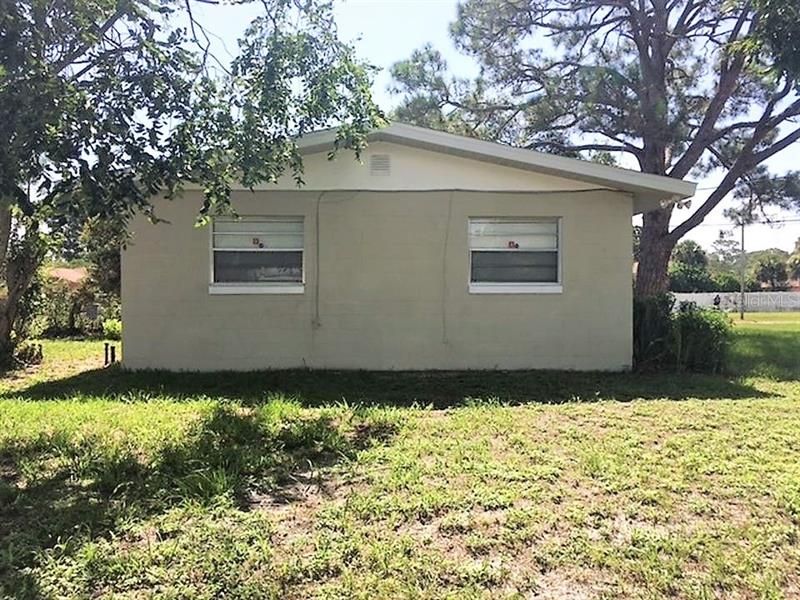 Recently Rented: $1,199 (3 beds, 2 baths, 1224 Square Feet)
