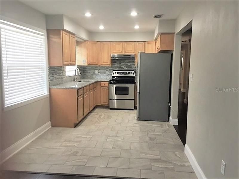 Recently Rented: $1,199 (3 beds, 2 baths, 1224 Square Feet)