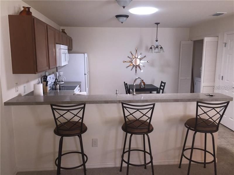 Recently Rented: $1,375 (2 beds, 2 baths, 1156 Square Feet)