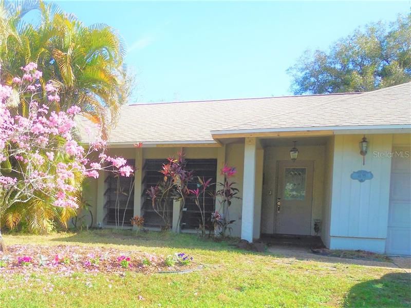 Recently Sold: $295,000 (3 beds, 2 baths, 1731 Square Feet)