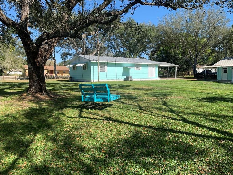 Recently Sold: $120,000 (3 beds, 1 baths, 1056 Square Feet)