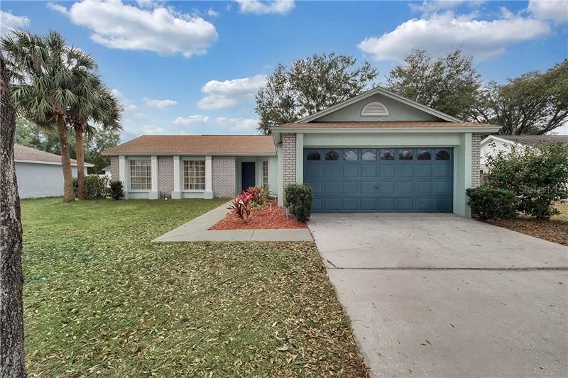 Recently Sold: $224,900 (3 beds, 2 baths, 1336 Square Feet)