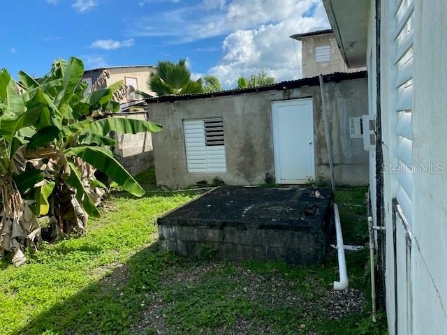 Recently Sold: $29,900 (2 beds, 1 baths, 100 Square Feet)