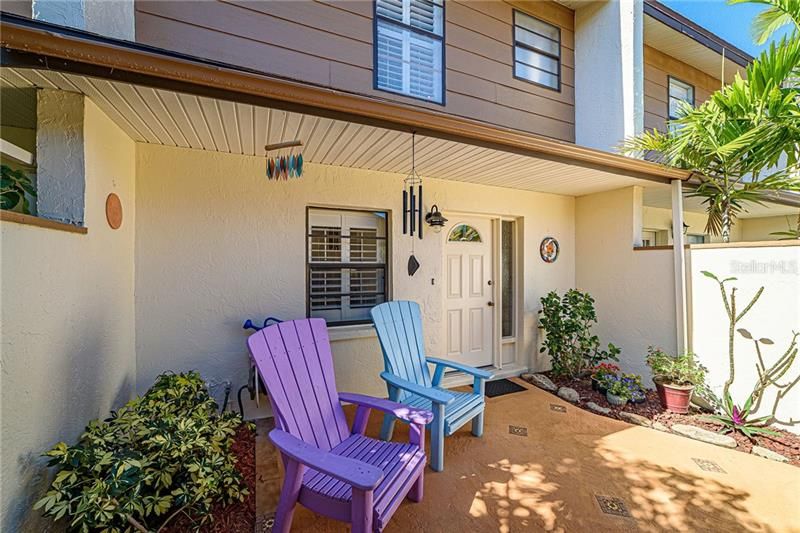Recently Sold: $229,500 (2 beds, 2 baths, 1296 Square Feet)