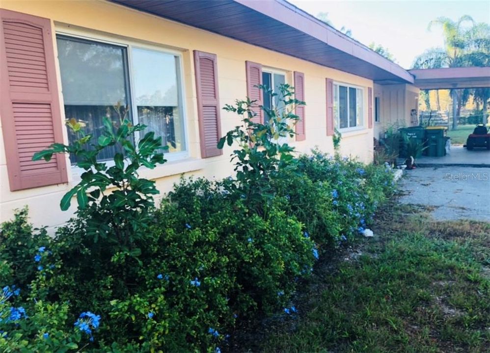 Vendido Recientemente: $230,000 (3 camas, 2 baños, 1559 Pies cuadrados)