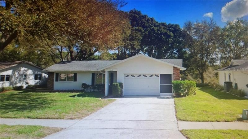 Recently Sold: $235,000 (2 beds, 1 baths, 1452 Square Feet)