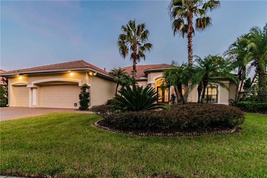 Recently Sold: $999,000 (5 beds, 5 baths, 4648 Square Feet)