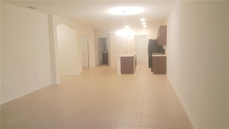 Recently Rented: $1,300 (2 beds, 2 baths, 1519 Square Feet)