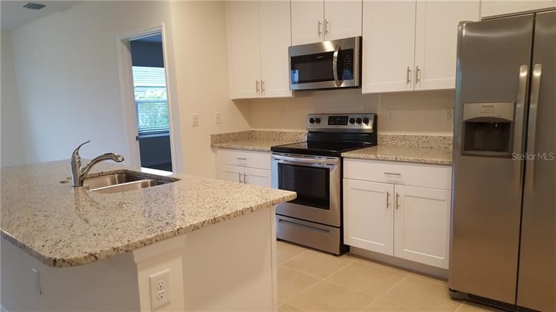 Recently Rented: $1,750 (3 beds, 2 baths, 1695 Square Feet)