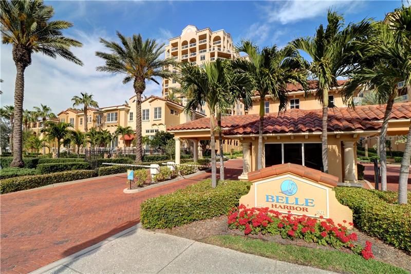 Recently Sold: $2,250,000 (3 beds, 3 baths, 3425 Square Feet)