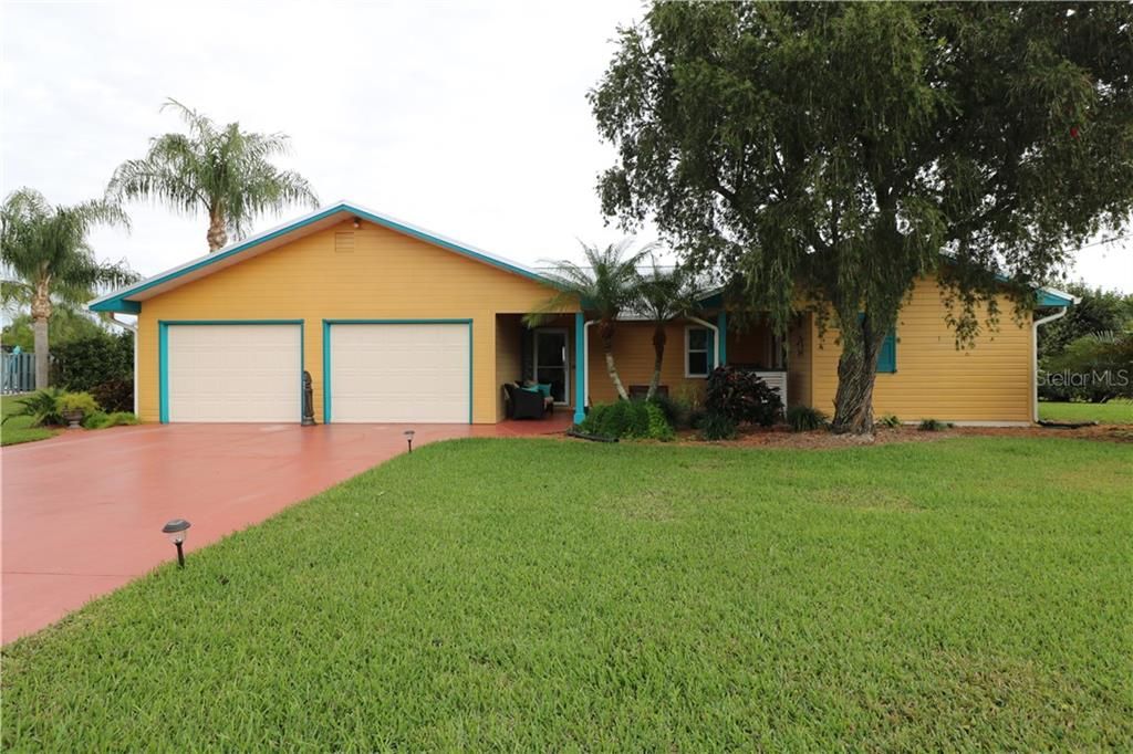 Recently Sold: $239,000 (2 beds, 2 baths, 1634 Square Feet)