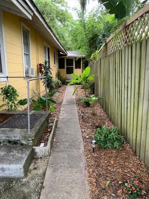 Recently Rented: $625 (1 beds, 1 baths, 600 Square Feet)