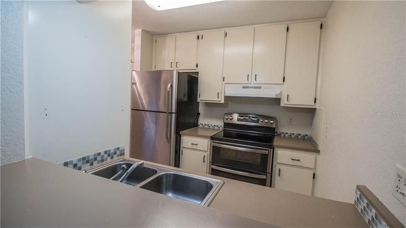 Recently Sold: $57,900 (2 beds, 1 baths, 840 Square Feet)