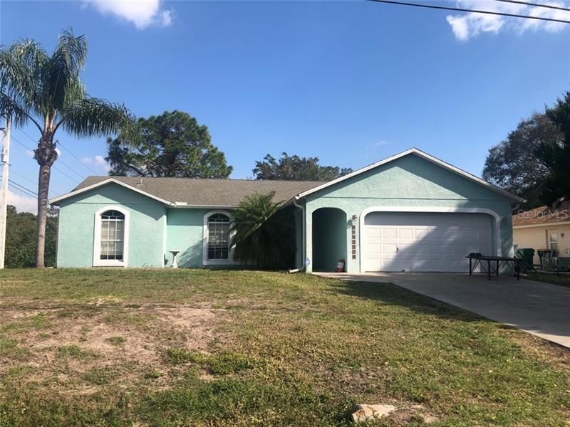 Recently Sold: $190,000 (3 beds, 2 baths, 1303 Square Feet)