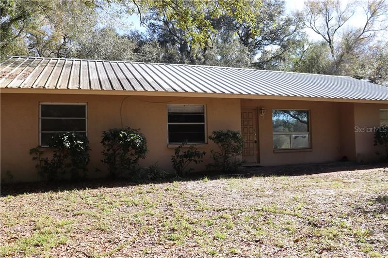 Recently Sold: $251,800 (3 beds, 2 baths, 1601 Square Feet)
