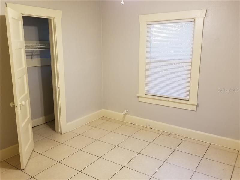 Recently Rented: $900 (2 beds, 1 baths, 816 Square Feet)