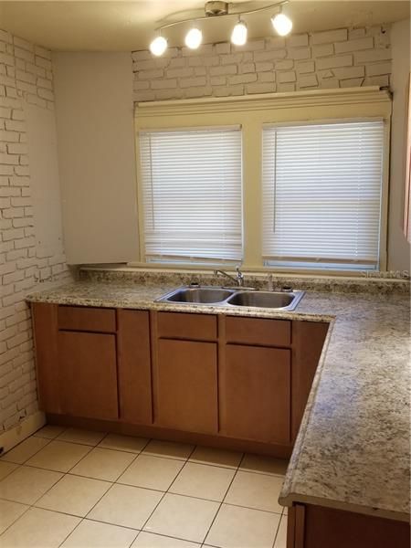 Недавно арендовано: $900 (2 спален, 1 ванн, 816 Квадратных фут)
