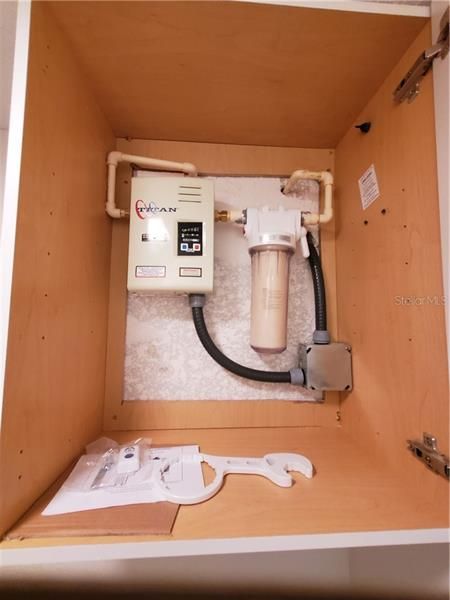 New tankless water heater with whole house water filter