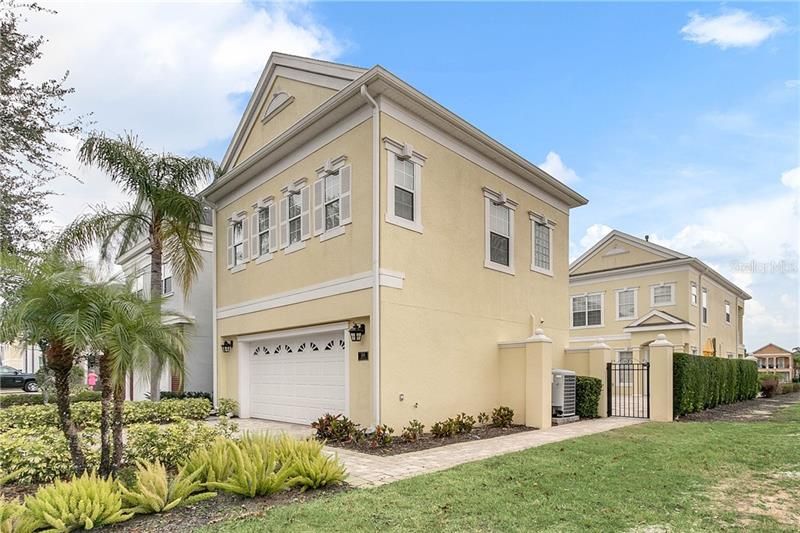 Recently Sold: $399,500 (4 beds, 4 baths, 2725 Square Feet)