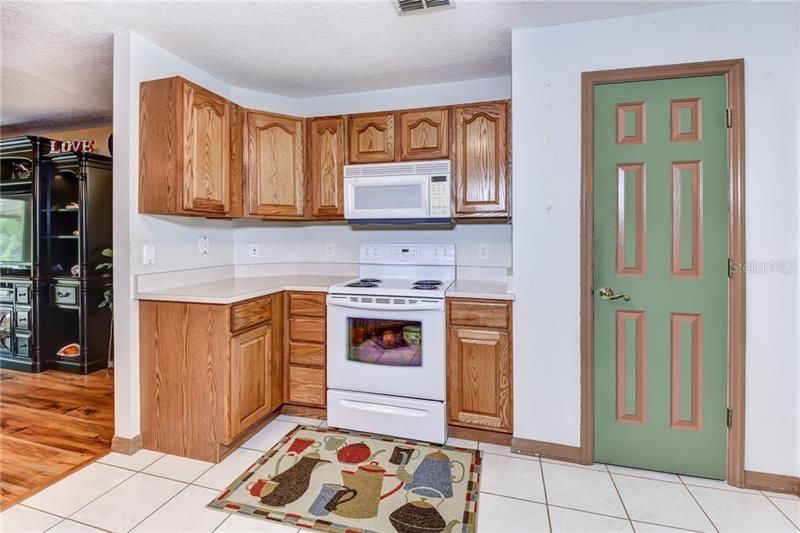 Kitchen pantry