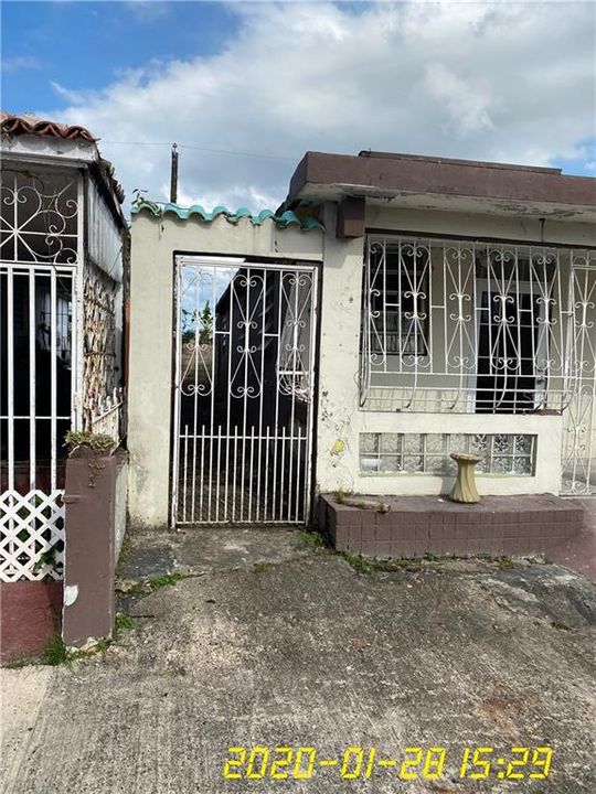 Vendido Recientemente: $38,000 (2 camas, 1 baños, 725 Pies cuadrados)