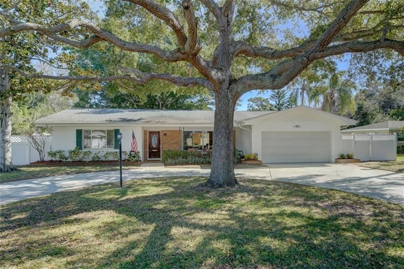 Recently Sold: $339,000 (3 beds, 2 baths, 1668 Square Feet)