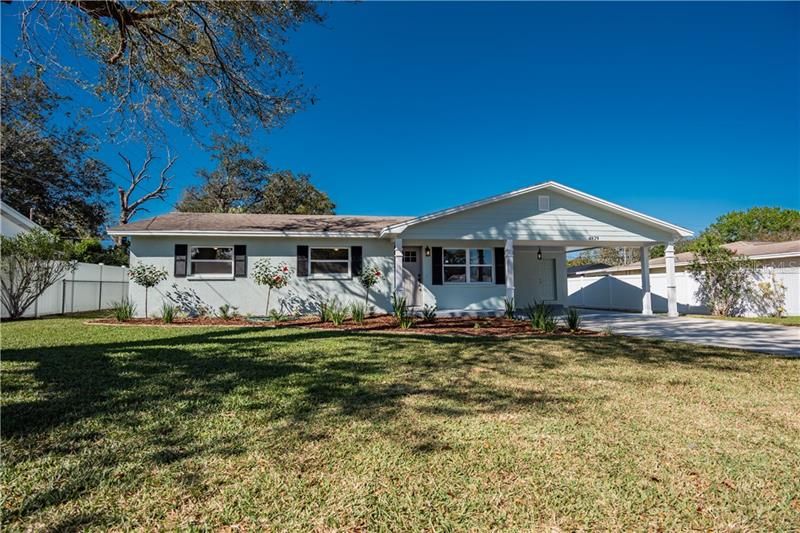 Recently Sold: $259,900 (4 beds, 2 baths, 2149 Square Feet)