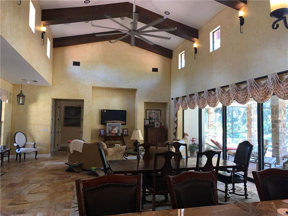 Recently Sold: $980,000 (4 beds, 3 baths, 3030 Square Feet)