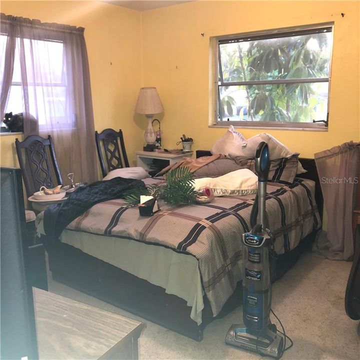 Recently Sold: $245,000 (3 beds, 2 baths, 1422 Square Feet)