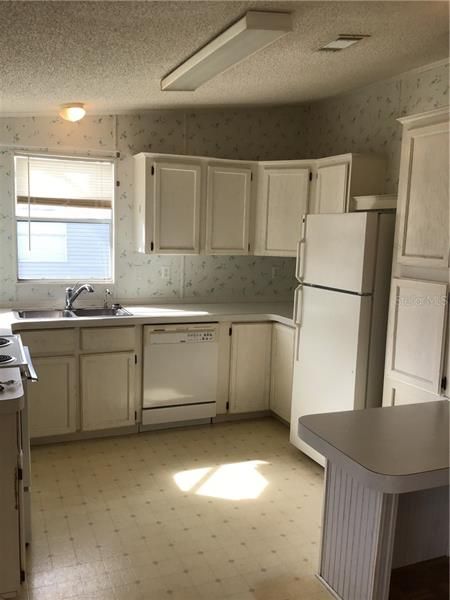 Recently Sold: $65,000 (2 beds, 2 baths, 960 Square Feet)