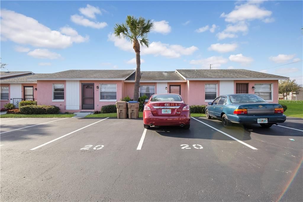 Recently Sold: $99,999 (1 beds, 1 baths, 595 Square Feet)