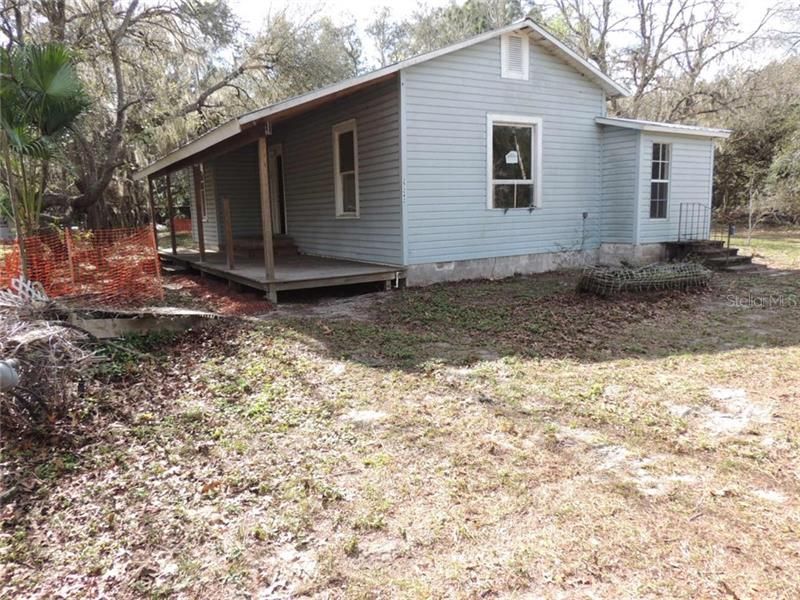 Recently Sold: $139,900 (3 beds, 1 baths, 964 Square Feet)