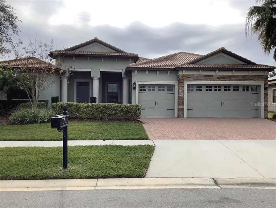 Recently Sold: $353,800 (4 beds, 3 baths, 2951 Square Feet)