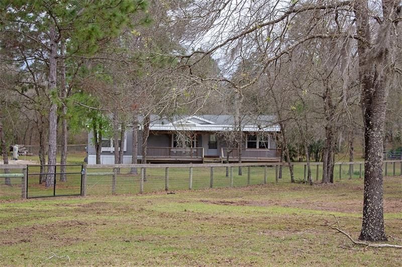 Vendido Recientemente: $230,000 (3 camas, 2 baños, 1736 Pies cuadrados)