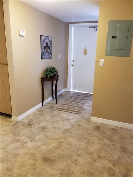 Recently Sold: $84,900 (1 beds, 1 baths, 745 Square Feet)