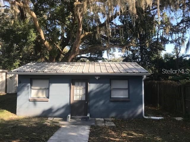 Recently Rented: $800 (1 beds, 1 baths, 1402 Square Feet)