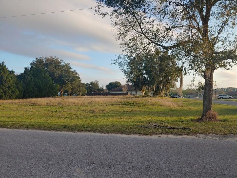 Great Location at the corner of Florida Ave and Carson.