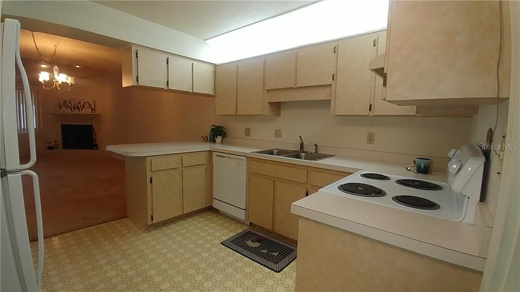 Vendido Recientemente: $124,000 (2 camas, 2 baños, 1324 Pies cuadrados)