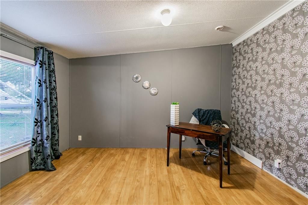 Recently Sold: $125,000 (2 beds, 2 baths, 1186 Square Feet)