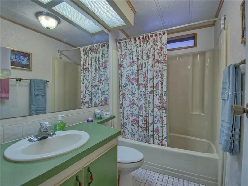 最近售出: $239,900 (3 贝兹, 3 浴室, 1440 平方英尺)