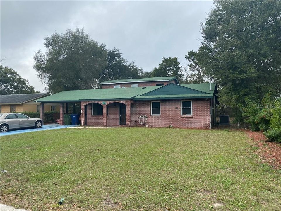 Recently Sold: $119,000 (3 beds, 2 baths, 1774 Square Feet)