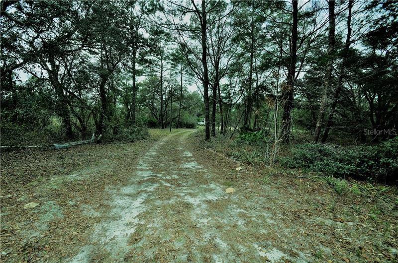 Vendido Recientemente: $65,000 (4.01 acres)