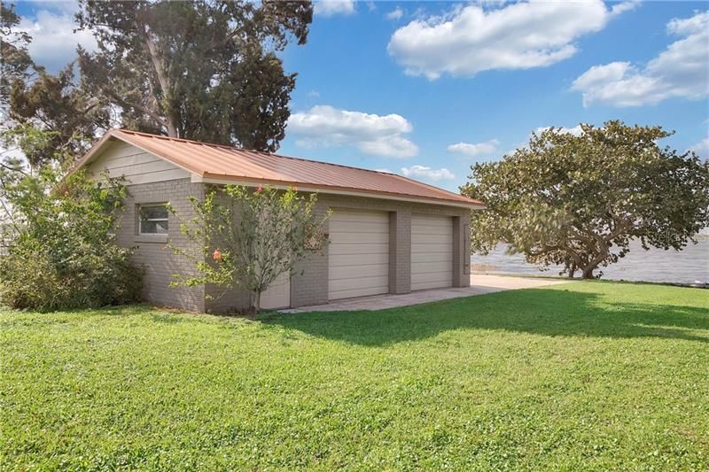 Recently Sold: $449,000 (4 beds, 2 baths, 2625 Square Feet)